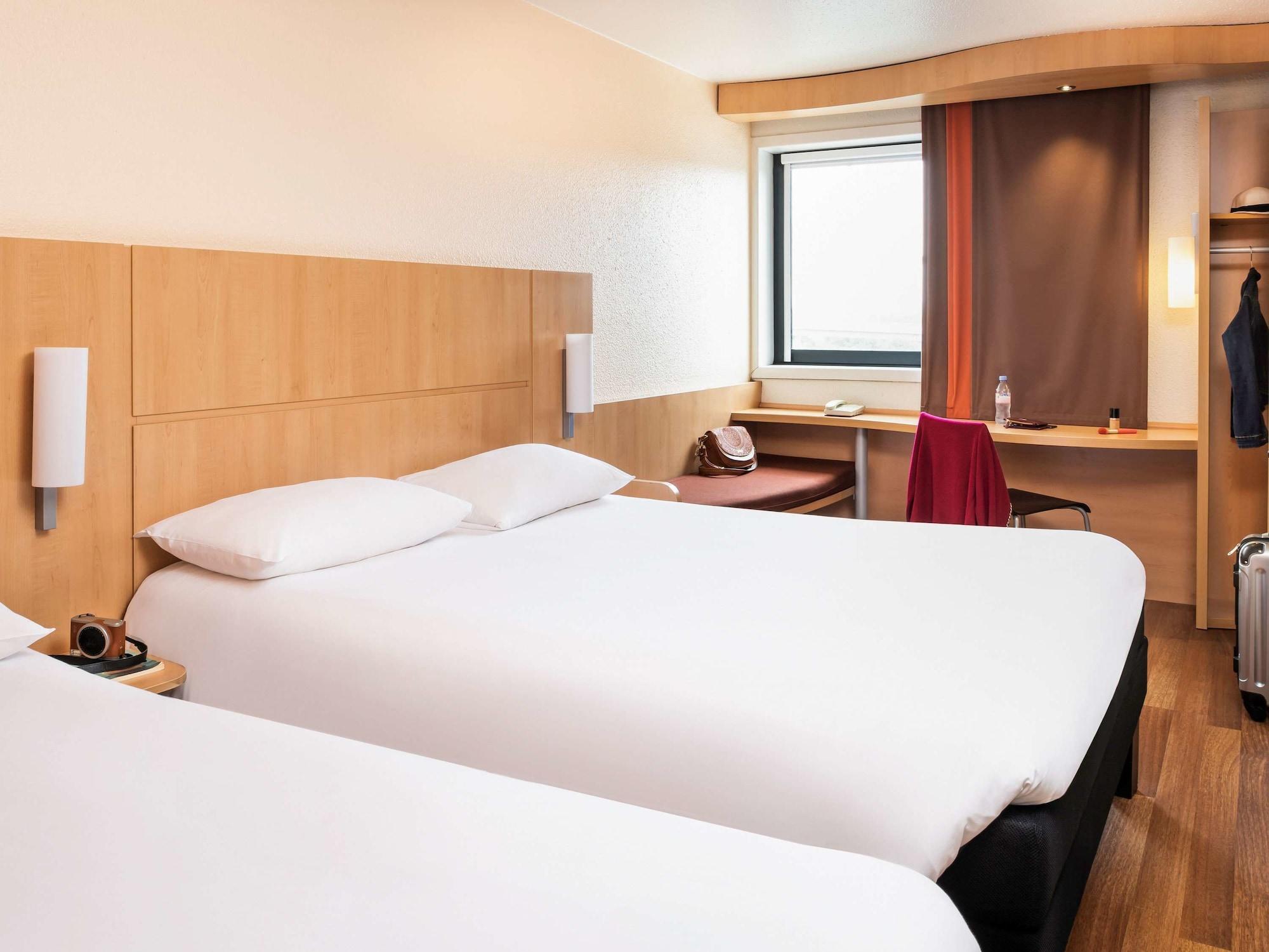 Hotel Ibis Paris Créteil Exterior foto
